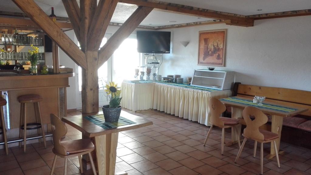 Pension Forsthaus Taele - Das Gaestehaus Vom Schwarzwaldgasthaus Salenhof Titisee-Neustadt Bagian luar foto